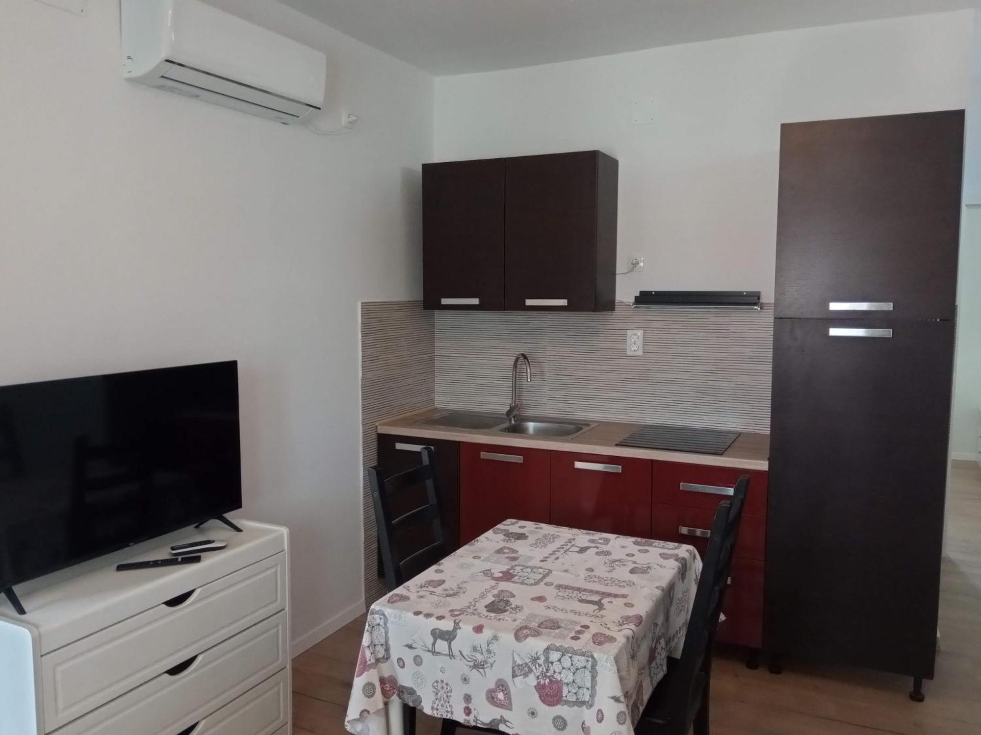Vinka Apartment Sreser Ngoại thất bức ảnh